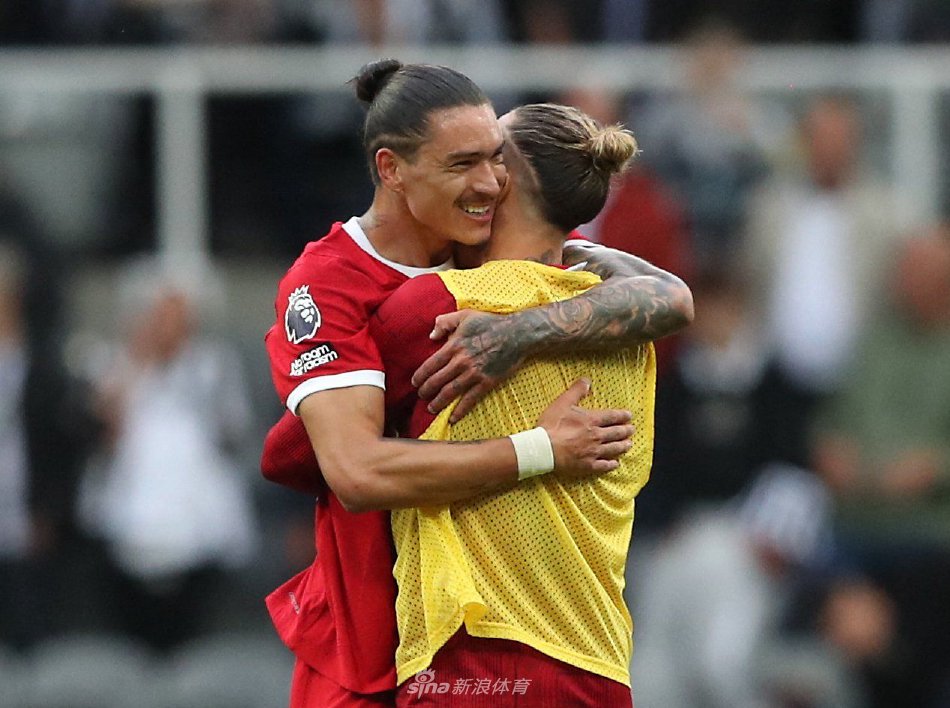 据知情人士 据知情人士