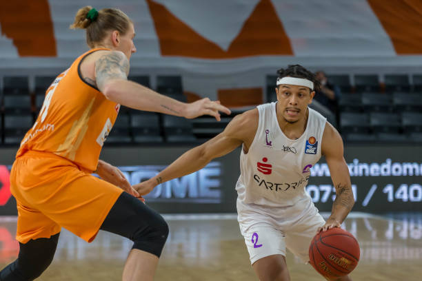 薪合同是尤 薪合同是尤