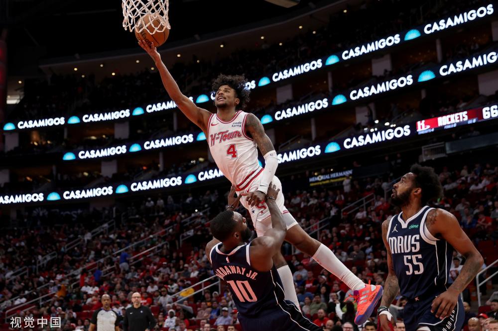 再度出现在 再度出现在